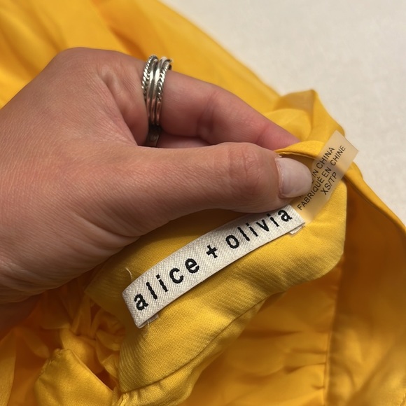 Alice + Olivia Erna Dress in Golden Rod - Picture 8 of 9